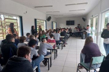 Foto - Reunião para planejamento da Primeira edição da Câmara Júnior. Dia 15/09/2022