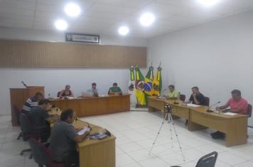 Tutores de animais abandonados de Fazenda Vilanova poderão ganhar descontos ou até isenção de tributos municipais