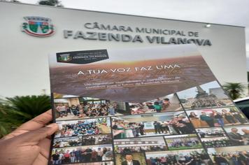 LEGISLATIVO DISPONIBILIZA INFORMATIVO À COMUNIDADE