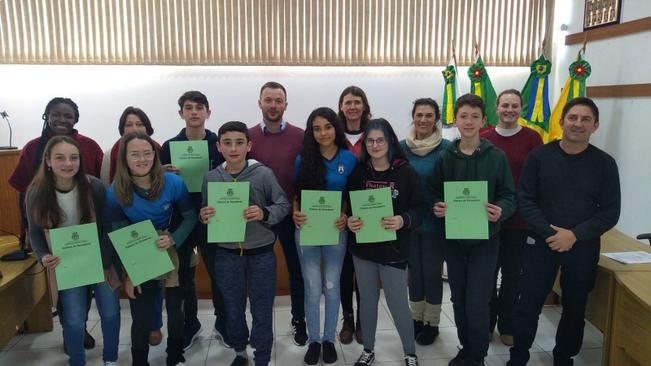 Legislativo de Fazenda Vilanova encabeça projeto do SENAI e Vereadores Junior