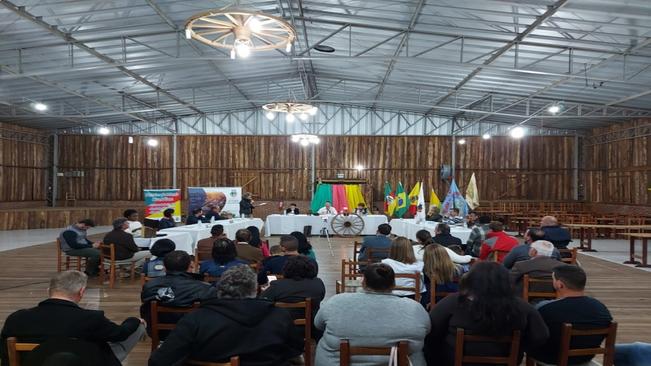 Legislativo de Fazenda Vilanova realizou Sessão Ordinária no CTG Pousada dos Tropeiros