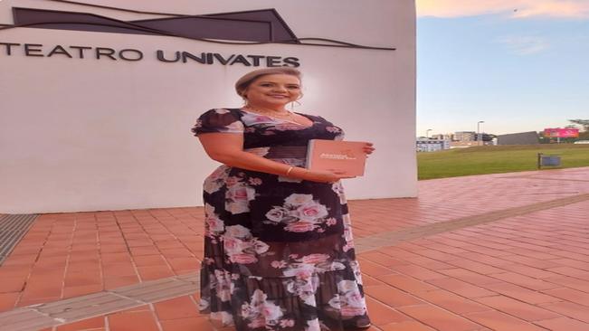 Vereadora de Fazenda Vilanova representou o município no Piccadilly Inspira